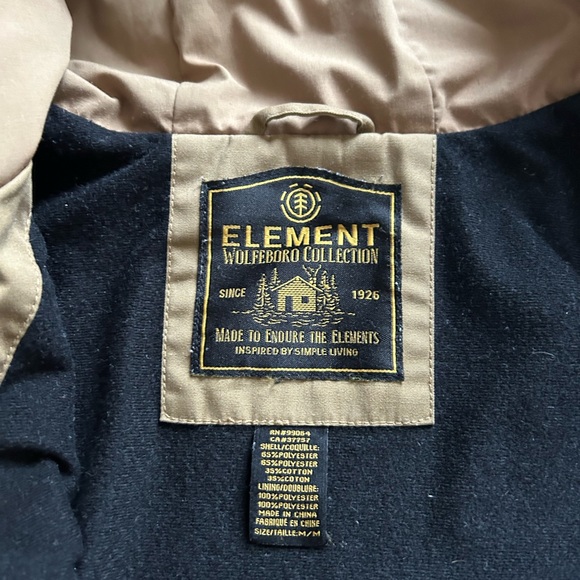 Coat ELEMENT size médium good shape - Picture 3 of 4